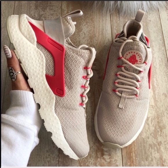 NWT Nike Huarache Run Ultra - Picture 8 of 8